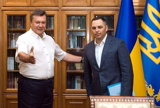 Экс-соратник Януковича, разыскиваемый за убийства на Майдане, спокойно путешествует по Европе