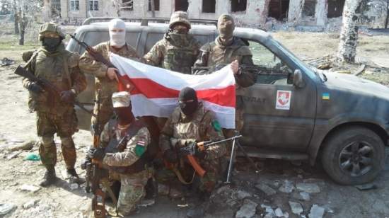 Фотофакт: Белорусским бойцам АТО подарили «Булат»