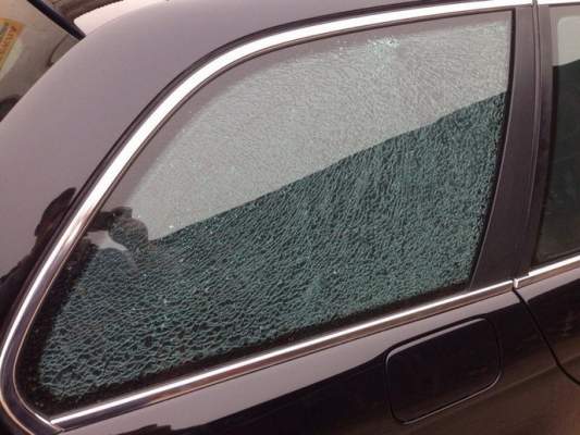 За неправильную парковку жителю Гродно прострелили стекло в автомобиле