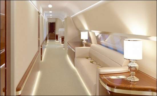 Для Путина построили самолет с позолоченной мебелью и тренажерным залом