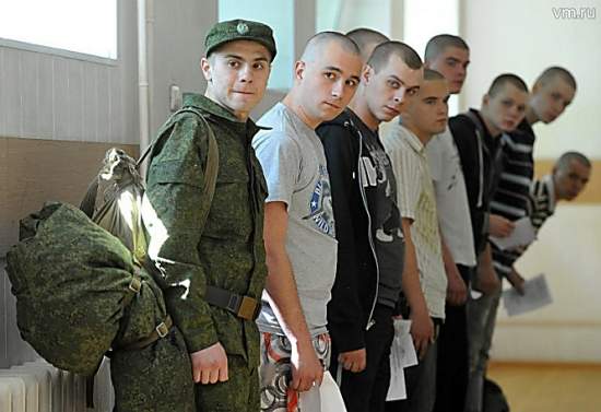 Оккупационные власти Крыма намерены призвать в армию РФ от 2 до 5 тысяч мужчин