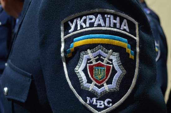 В Днепропетровске задержаны 4 милиционеров, торговавших взрывчаткой и боеприпасами