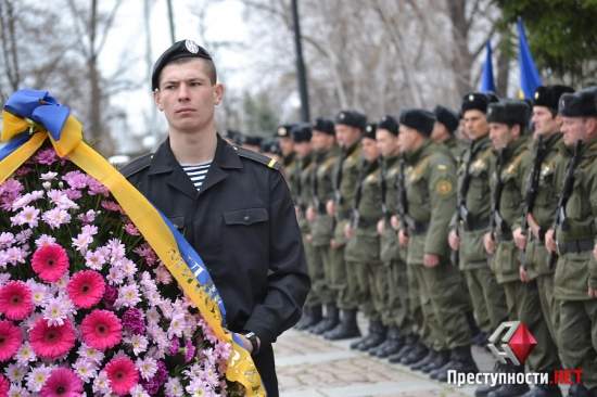 Николаев почтил память своих освободителей от немецких оккупантов: «Ваш героизм вдохновляет нас на борьбу за свободу Украины»