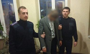 В Харькове за взятку задержали депутата и чиновника горсовета