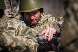 Фоторепортаж: учения бойцов ВСУ на полигоне под Житомиром