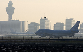Амстердамский аэропорт отменил все рейсы из-за блэкаута