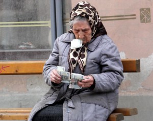 В «ЛНР» дадут пенсии: в российских рублях, но по украинским паспортам