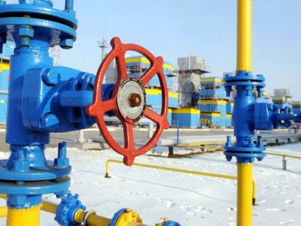 "Газпром" получил от "Нафтогаза" 15 млн долл. предоплаты за газ