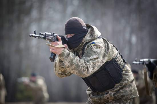 Фоторепортаж: учения бойцов ВСУ на полигоне под Житомиром
