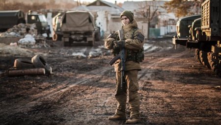 ДНР: мирный житель погиб, три ополченца ранены за сутки в Донбассе