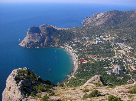 Ожидается что в Крыму отдохнут на майские праздники не менее 125 тысяч туристов