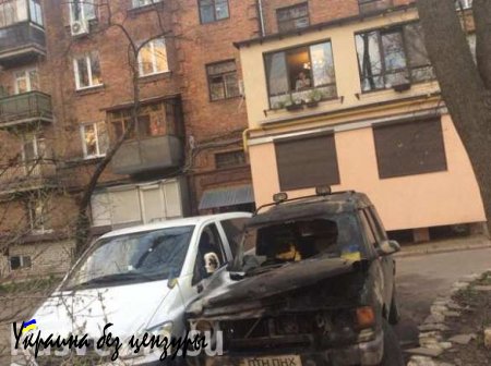 В центре Харькова сожгли военный джип и мерседес волонтёров «АТО» (ВИДЕО+ФОТО)