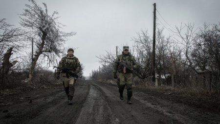 ЛНР заявляет, что их позиции в Донбассе обстреляли 89 раз за сутки