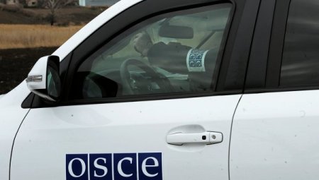 Источник: наблюдатели ОБСЕ попали под обстрел "Азова" в Широкино