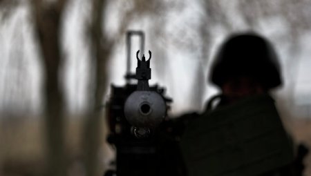 ДНР: силовики обстреливают Широкино из крупнокалиберной артиллерии