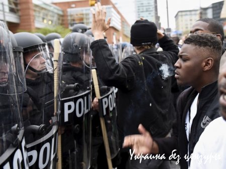 В США протестуют из-за смерти чернокожего в полиции