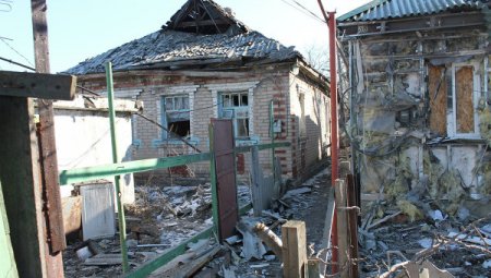 Житель Горловки погиб во время ночного обстрела города, еще один ранен