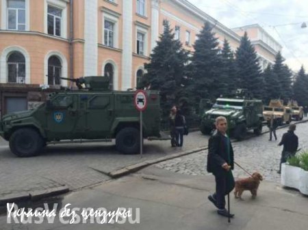 В Одессу стянули бронетехнику и бойцов «Альфы» (ФОТО, ВИДЕО)
