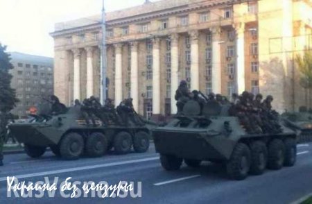 Порошенко требует «в считанные часы» вывести из Донецка военную технику, готовящуюся к параду 9 мая (ВИДЕО)