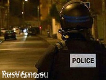 Разворот к полицейскому государству: во Франции ввели внесудебную слежку за гражданами (ВИДЕО)
