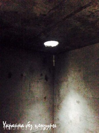 Великая Украинская стена: двери бункера с замками снаружи и рассыпающийся бетон (ФОТО)