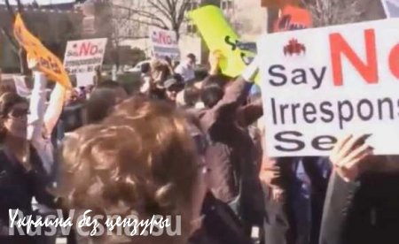 Канадцы протестуют против секс-уроков с первого класса (ВИДЕО)