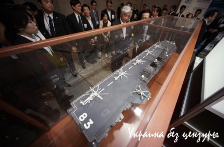 Военные мускулы Японии на первой за 70 лет выставке - репортаж