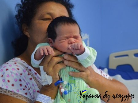 В Бразилии женщина родила своего 21-го ребенка в 51 год