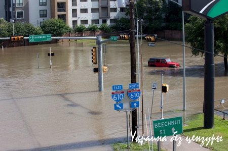 Крупнейший город Техаса частично ушел под воду
