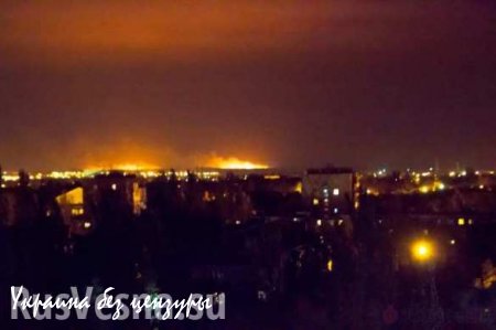 МОЛНИЯ: Горловка снова под мощным обстрелом артиллерии ВСУ