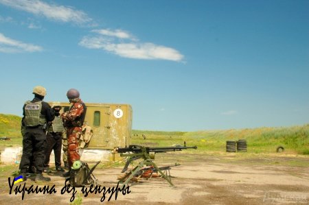 Зачем одесские спецназовцы обучали журналистов обращению с оружием? (ФОТО)