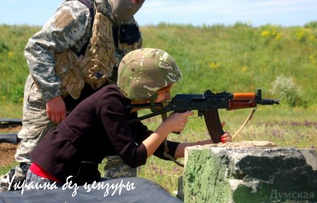 Зачем одесские спецназовцы обучали журналистов обращению с оружием? (ФОТО)