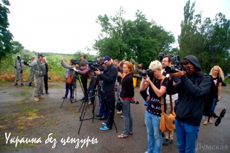 Зачем одесские спецназовцы обучали журналистов обращению с оружием? (ФОТО)