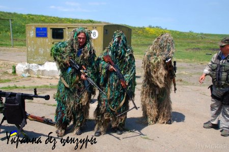 Зачем одесские спецназовцы обучали журналистов обращению с оружием? (ФОТО)