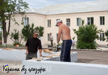 «Трудолюбивые террористы» восстановили больницу в Краснодоне (ФОТО)