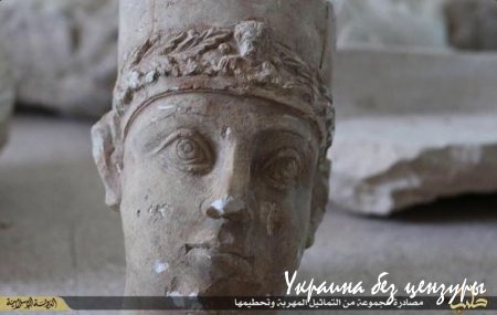 "Исламское государство" разрушило древние статуи из Пальмиры