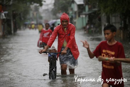 Пять миллионов китайцев пострадало от тайфуна, 13 человек погибло