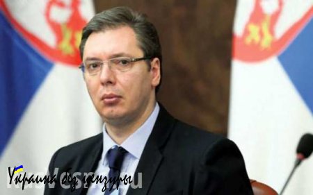 На премьер-министра Сербии напали во время возложения цветов к памятнику жертвам массовых убийств