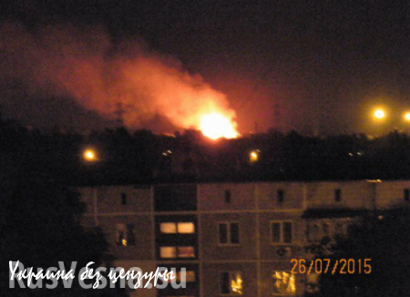 Горловка и Донецк под обстрелом, горят дома, на окраине столицы ДНР боестолкновения (ФОТО)