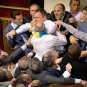 «Мы чуть не потеряли Ляшко» — самые зрелищные драки в Верховной Раде (ВИДЕО+ФОТО) «Мы чуть не потеряли Ляшко» — самые зрелищные драки в Верховной Раде (ВИДЕО+ФОТО)