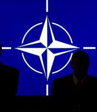 НАТО предостерег ополченцев от захвата подконтрольных Украине территорий Донбасса НАТО предостерег ополченцев от захвата подконтрольных Украине территорий Донбасса