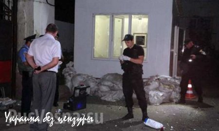 Неизвестные взорвали бомбу у штаба местной «Самообороны» в Одессе (ФОТО)