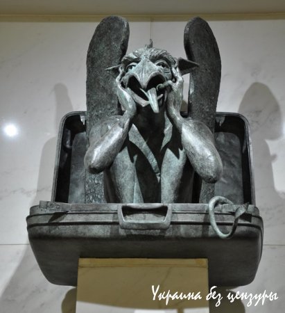 Воздушный порт как арт-объект. Аэропорт Денвера оброс кучей домыслов