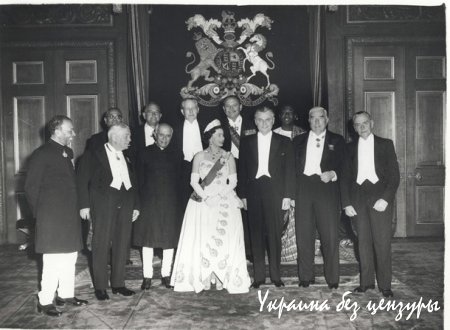 Королева эпохи. Елизавета ІІ станет монархом с самым длинным правлением