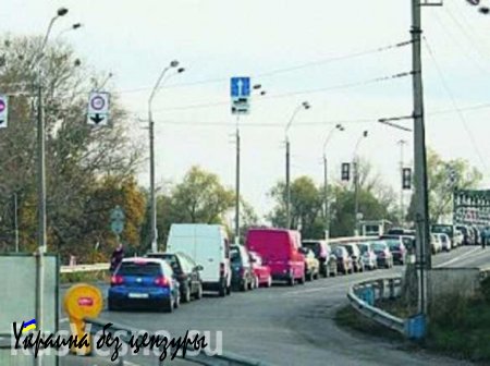 Из-за скандала с контрабандой на украинско-венгерской границе пятичасовые пробки