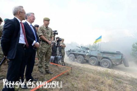 Украинские военнослужащие смачно матерятся на мероприятии с участием Министра Обороны Великобритании (ВИДЕОФАКТ 18+)