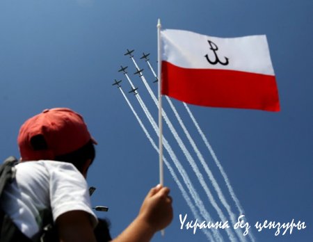 В Польше отметили военным парадом победу над большевиками