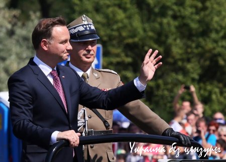 В Польше отметили военным парадом победу над большевиками