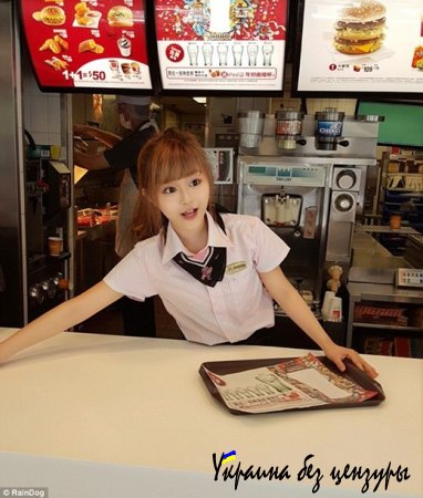 Саакашвили в багажнике, обезглавленный Ленин и рост рубля: фото дня