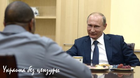 Боксер Рой Джонс попросил у Владимира Путина российское гражданство (ФОТО)